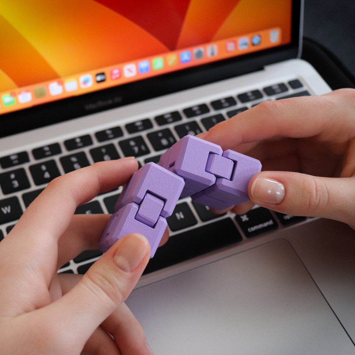 Infinity cube
