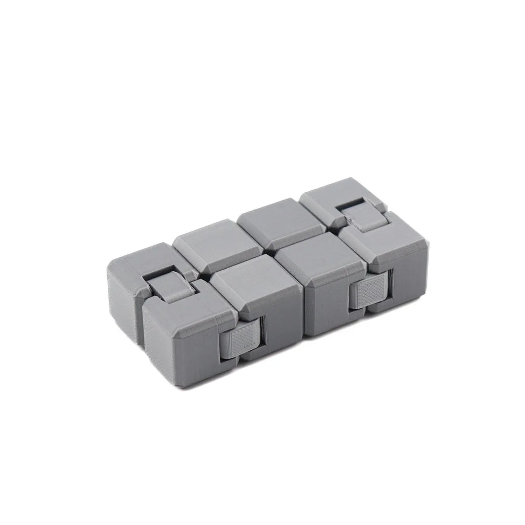 Cube infini argenté – Fidget sensoriel imprimé en 3D